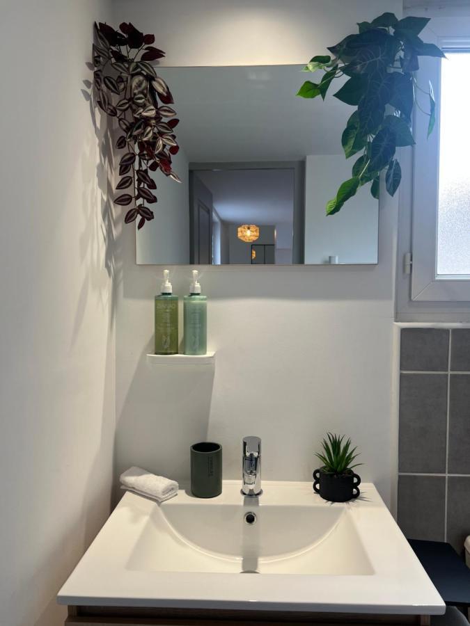 Le Cocon Moulinois, Proche Gare Avec Services By Primo C0Nciergerie Apartment Moulins  Exterior photo